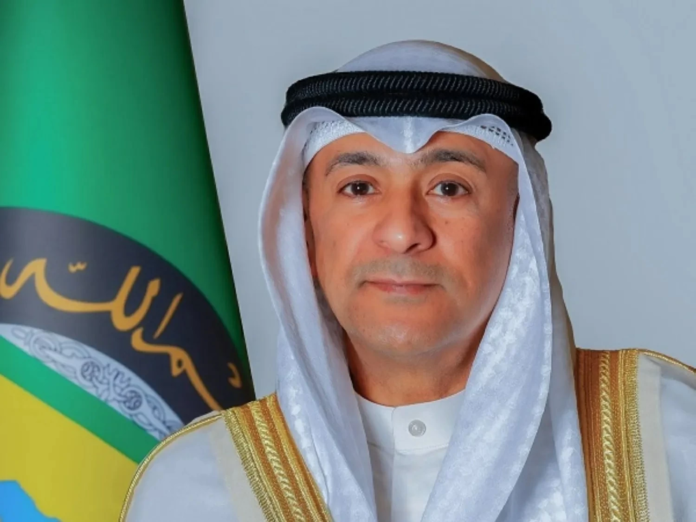 تفاصيل إدانة استهداف الناقلة السعودية في مضيق هرمز