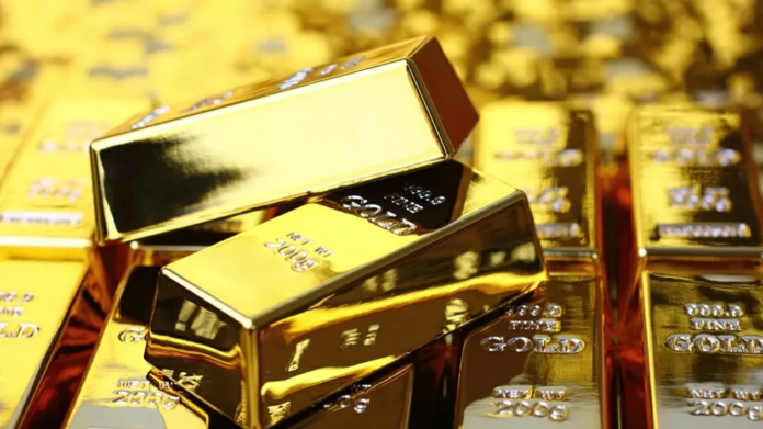 تقلبات أسعار الذهب اليوم: ارتفاع الفوري وتراجع الآجل