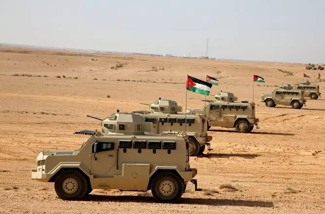 اعتراض صواريخ إيرانية: الأردن والبحرين يتصديان للتصعيد