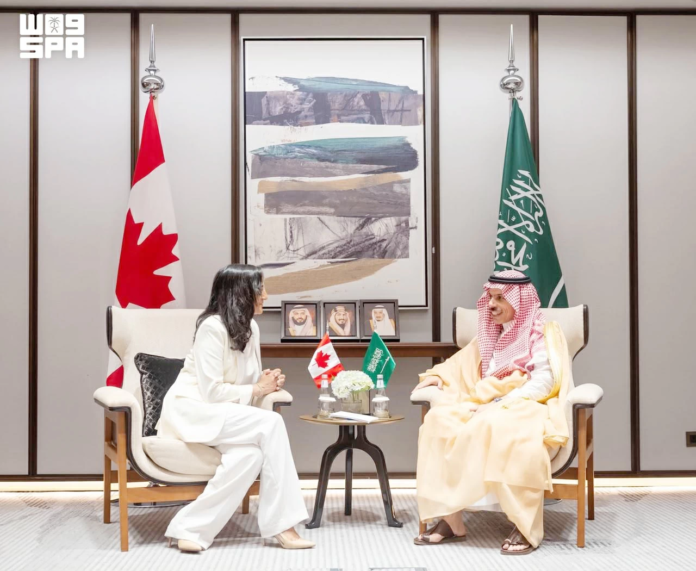 تحركات دبلوماسية سعودية لتعزيز الاستقرار الإقليمي