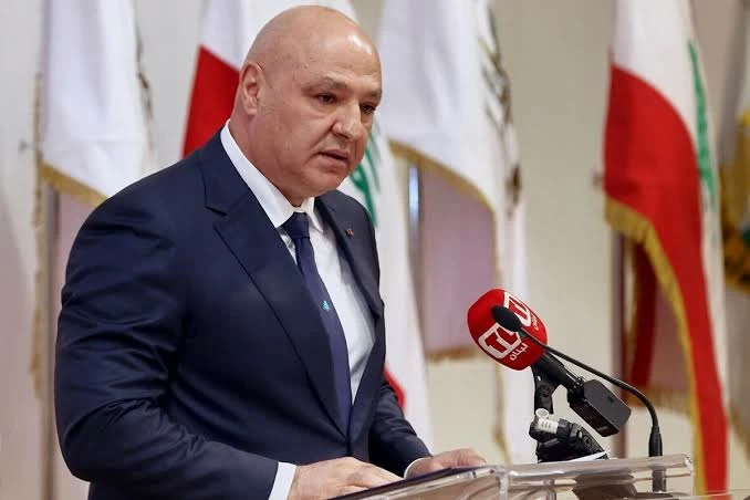 التفاوض المباشر مع إسرائيل: الرئيس اللبناني يتمسك بالمسار