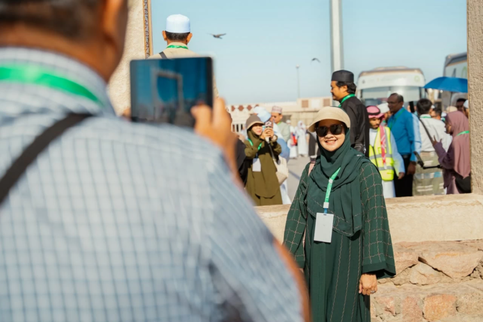 برنامج خادم الحرمين الشريفين للعمرة والزيارة بالمدينة