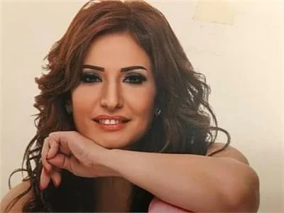 تفاصيل سرقة الفنانة أمل رزق 3 مرات متتالية خارج مصر