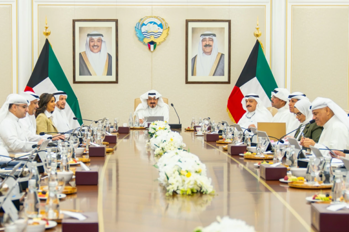 تفاصيل العدوان الإيراني على الكويت وتضامن خليجي واسع