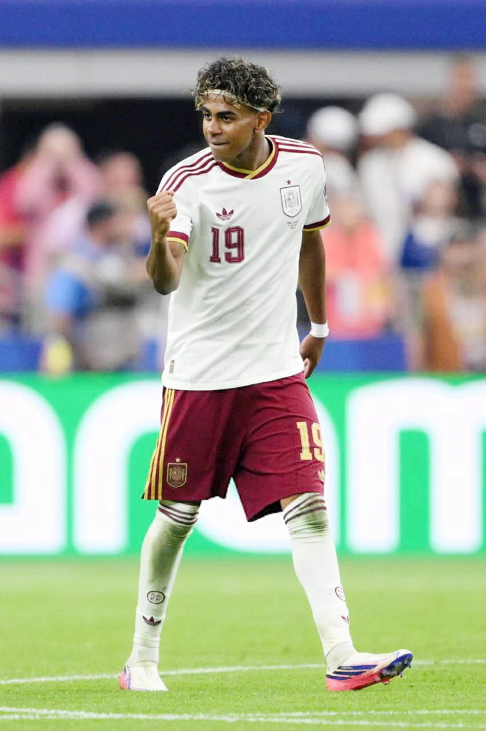 لامين يامال يقود إسبانيا إلى نهائي كأس العالم 2026