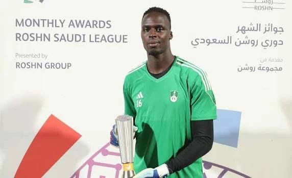 أزمة علاج إدوارد ميندي تفجر غضباً ضد الاتحاد السنغالي