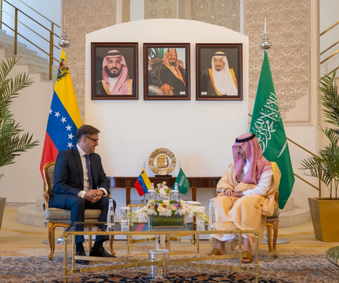 العلاقات السعودية الفنزويلية: لقاء وزيري الخارجية