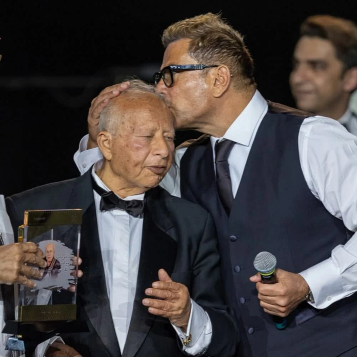 عمرو دياب وهاني شنودة: الهضبة يودع مكتشفه بكلمات مؤثرة