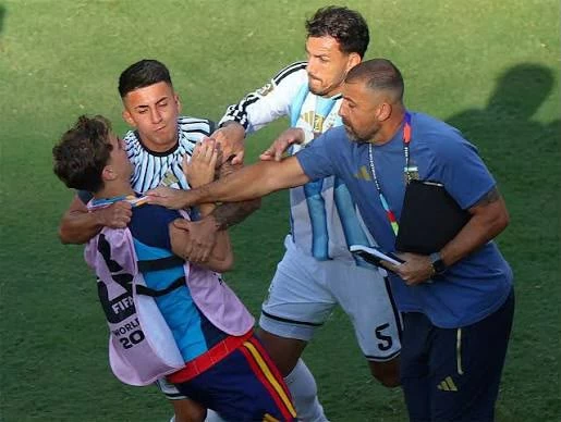 تحقيق الفيفا ضد لاعبي الأرجنتين: تفاصيل أزمة نهائي مونديال 2026