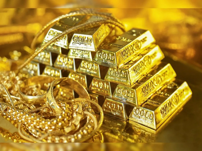 ارتفاع أسعار الذهب يتجاوز 4000 دولار في قفزة تاريخية
