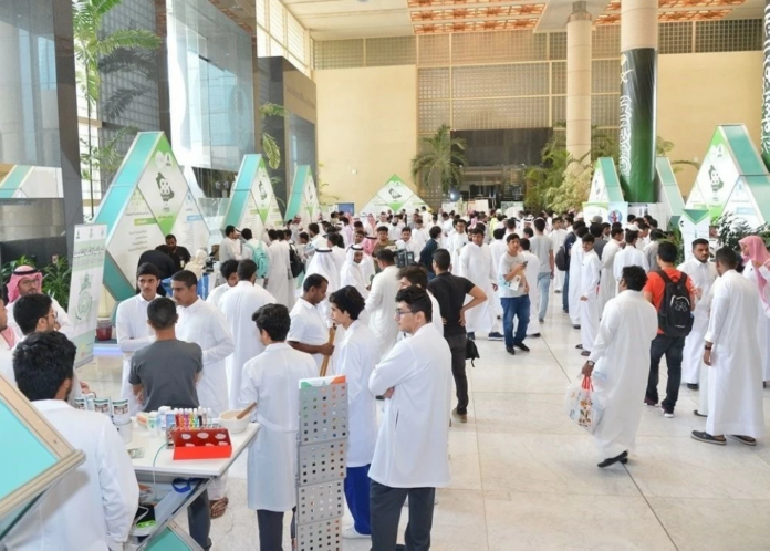 المنصة الوطنية للقبول الموحد تطرح المقاعد الشاغرة للطلاب