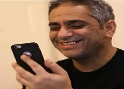 عزلة فضل شاكر: لماذا يعيش الفنان اللبناني بدون هاتف؟