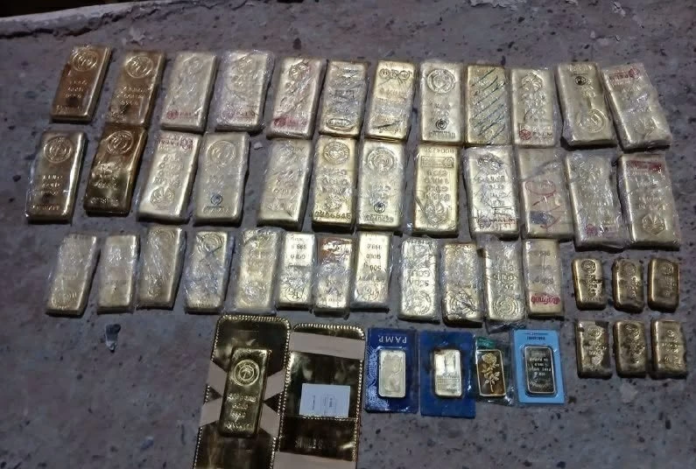 مكافحة الفساد في العراق: ضبط ملايين الدولارات وسبائك ذهب
