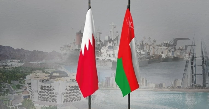 البحرين تدين الهجوم الحوثي على سفينة سعودية بالبحر الأحمر