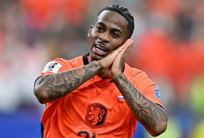 كريسينسيو سامرفيل: نجم الهلال الجديد من الفقر إلى المجد