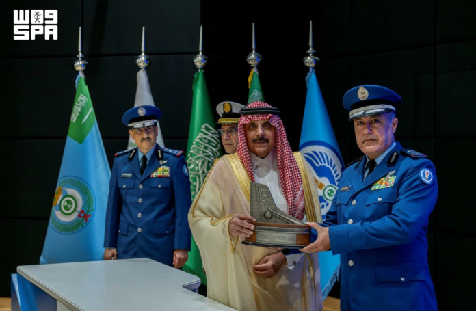 تخريج الدفعة 108 في كلية الملك فيصل الجوية برعاية وزير الدفاع