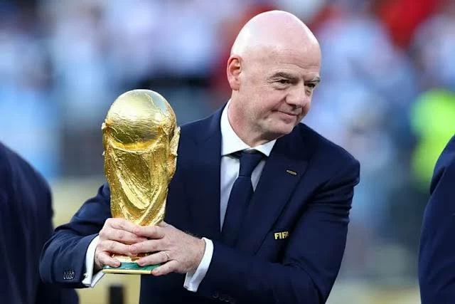 رئيس الفيفا يدافع بقوة عن نجاح بطولة كأس العالم 2026