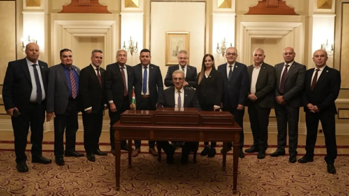 جاهزية اللجنة الوطنية لتولي إدارة قطاع غزة وإعادة الإعمار