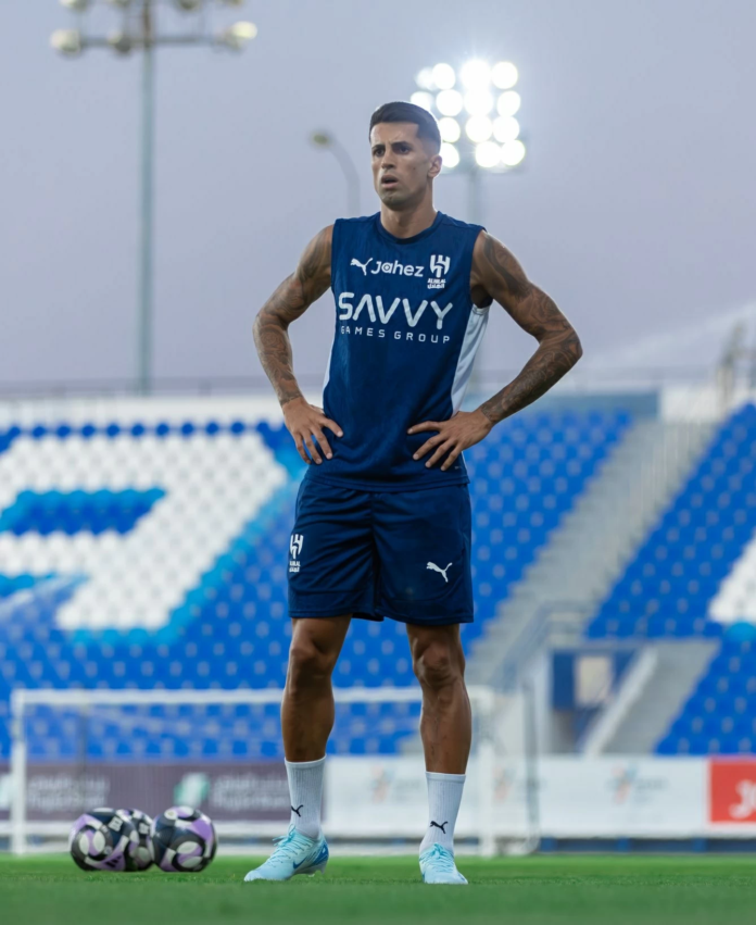 اللجوء إلى الفيفا ضد كانسيلو: حقيقة موقف الهلال القانوني