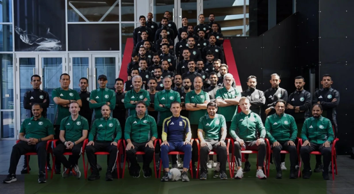 حكام دوري روشن يستعدون في إسبانيا لموسم كروي تاريخي