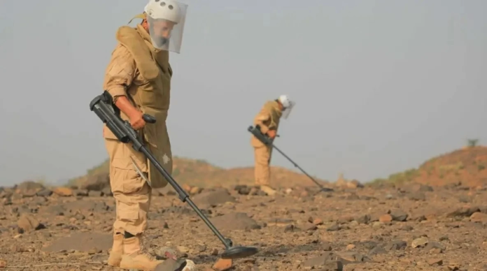 مشروع مسام لنزع الألغام: السعودية تطهر أراضي اليمن