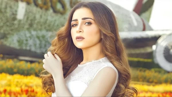 حقيقة تدهور الحالة الصحية للفنانة مي عزالدين