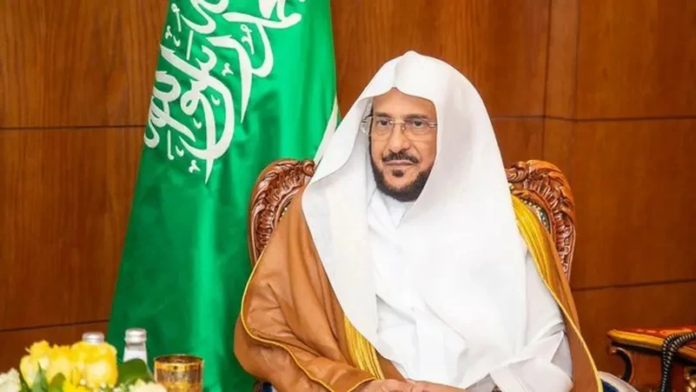 قرار عاجل من وزير الشؤون الإسلامية بشأن الدعاة