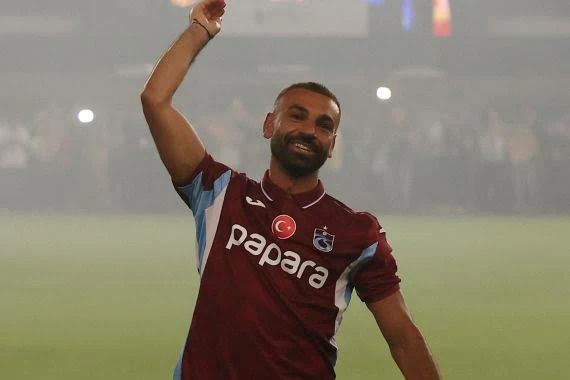 طرابزون سبور يقدم محمد صلاح لعامين بترحيب تاريخي